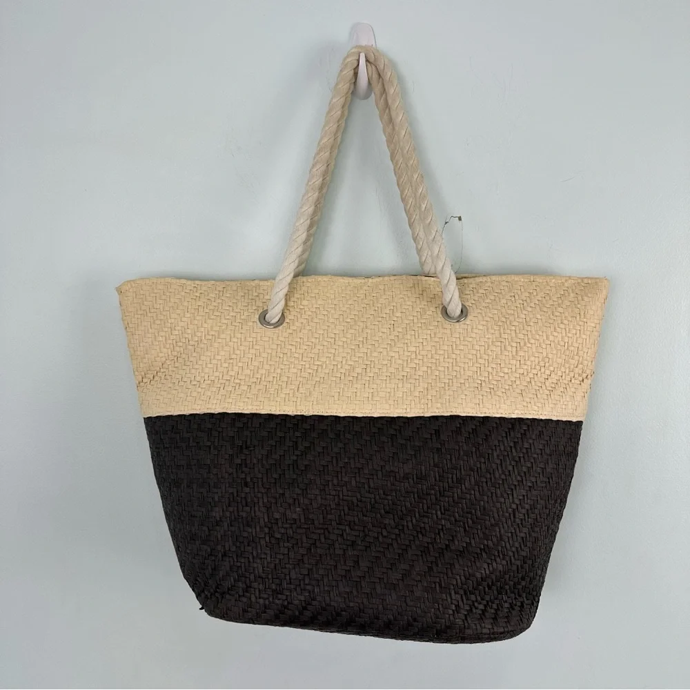 Paper Straw Zipper Tote With Rope Twist Handles Tan and Brown Lined